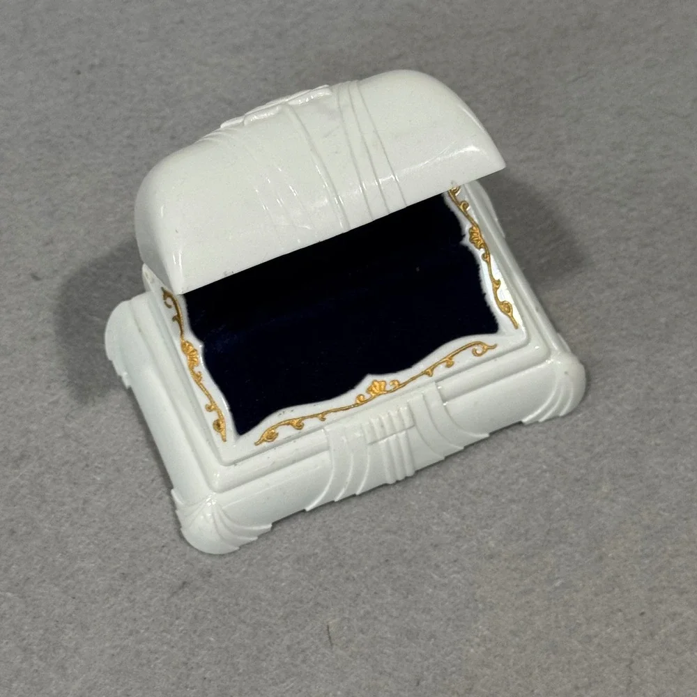 Antique Jewelry Ring Box White Art Deco Lotus Flower Celluloid USA